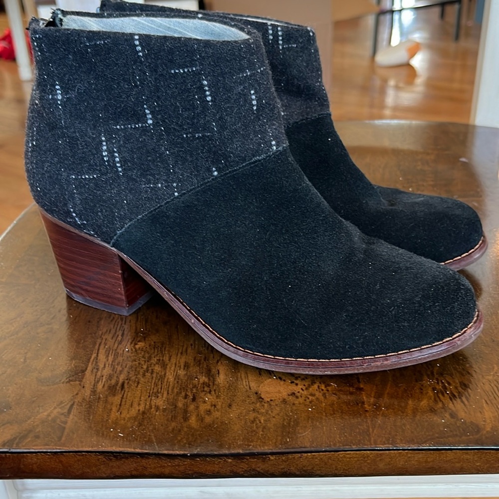 Tom’s ankle boots